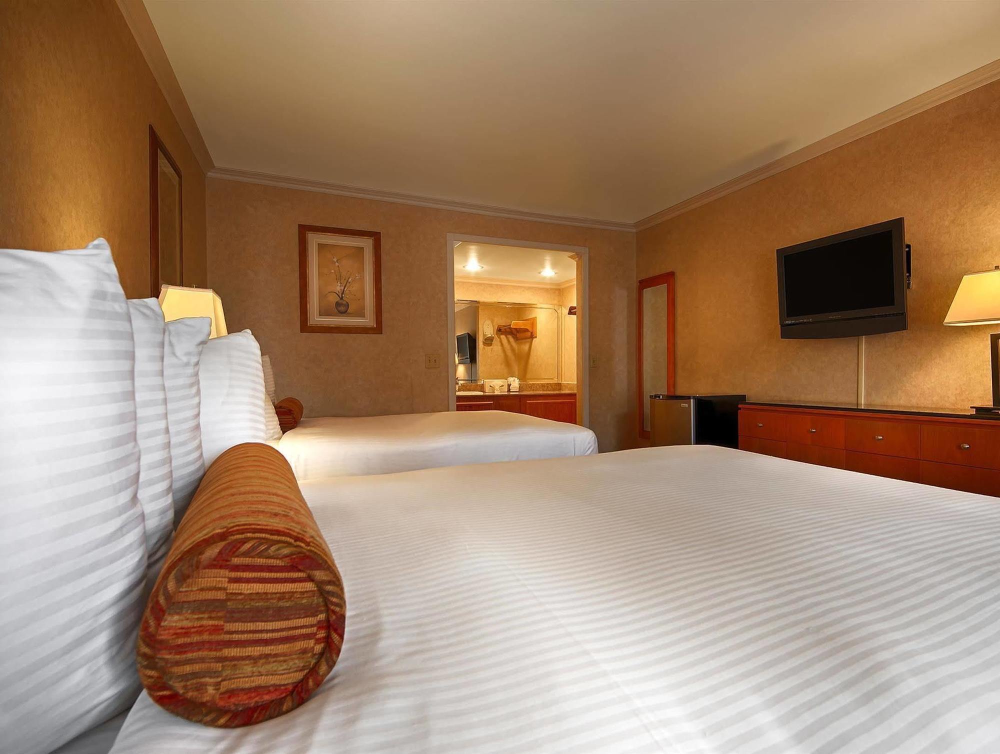 Monterey Park Inn Bagian luar foto