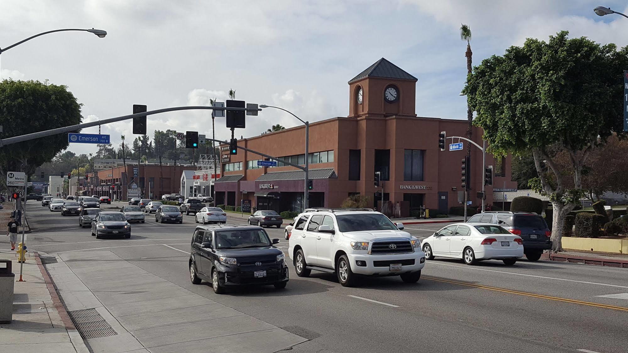 Monterey Park Inn Bagian luar foto